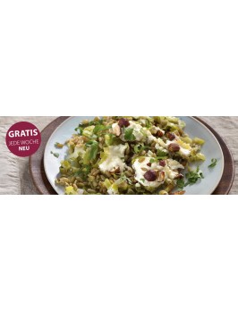 Grünkern-Lauch-Gratin mit Haselnuss-Feta-Kruste